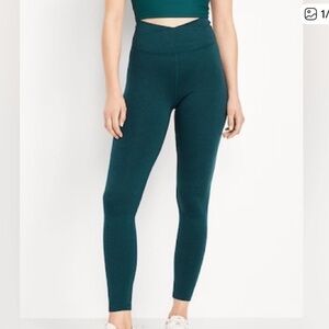 Extra High-Waisted CloudComfy 7/8 Leggings
